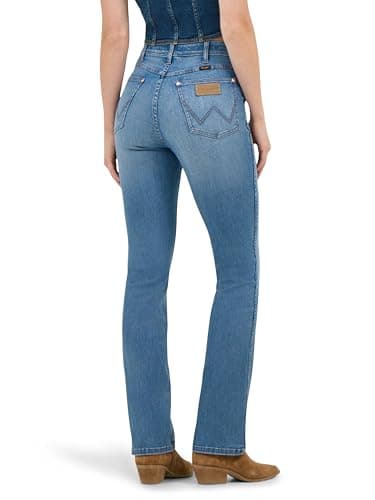 Wrangler x Lainey Wilson Boot Huggers, Wrangler Blue Wash, 25 x 34 - Image 3