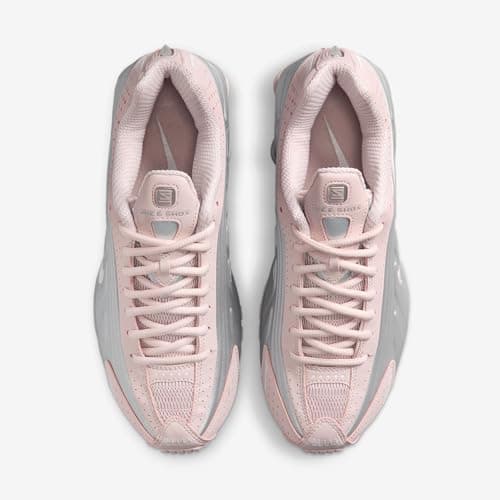 Nike Shox R4 Shoes (AR3565-600, Barely Rose/Metallic Platinum) Size 7 - Image 4