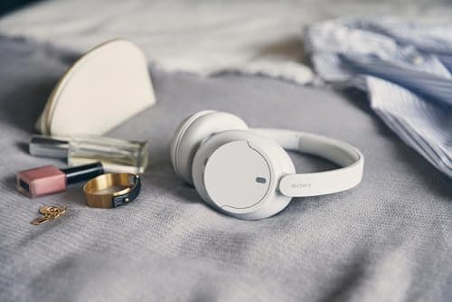 Sony WH-CH720N Noise Canceling Wireless Headphones Bluetooth Over The Ear Headset with Microphone and Alexa Built-in, White New - Image 9