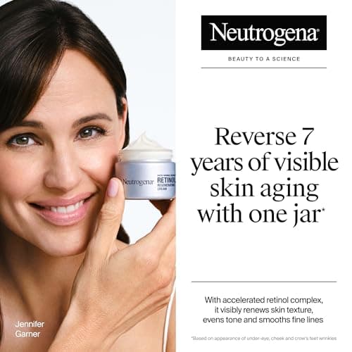Neutrogena Rapid Wrinkle Repair Retinol Face Moisturizer, Daily Anti-Aging Face Cream with Retinol & Hyaluronic Acid to Fight Fine Lines, Wrinkles, & Dark Spots, 1.7 oz - Image 2