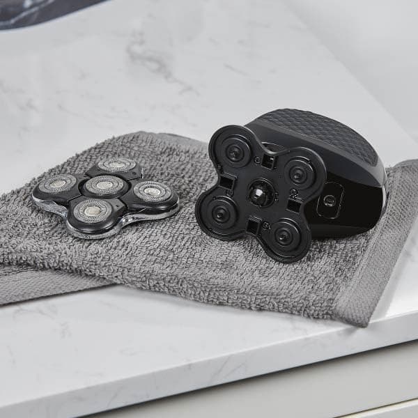 Remington XR7000 Balder Pro Rotary Shaver Rechargeable Waterproof Electric Razor for Men Cordless Lithium Power 5 Dual Track Flexing Heads and Pop-Up Trimmer Black Balder - XR7000A - Image 12