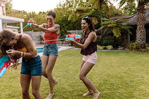 Pack of 4 Plastic Water Blaster Soaker Squirt Guns for Water Fighting Summer Pool Beach Toy for Kids - Image 7
