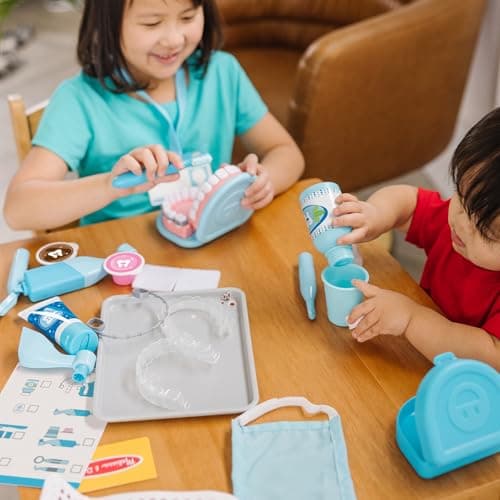 Melissa & Doug Super Smile Dentist Play Set, 25-Piece Dentist Kit with Oversized Teeth, Large Tools & Accessories, Kids Toys for Girls & Boys 3+ - Image 2