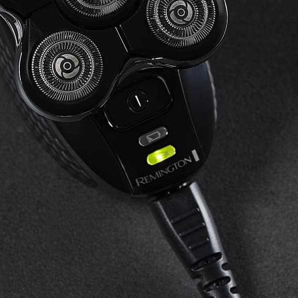 Remington XR7000 Balder Pro Rotary Shaver Rechargeable Waterproof Electric Razor for Men Cordless Lithium Power 5 Dual Track Flexing Heads and Pop-Up Trimmer Black Balder - XR7000A - Image 13