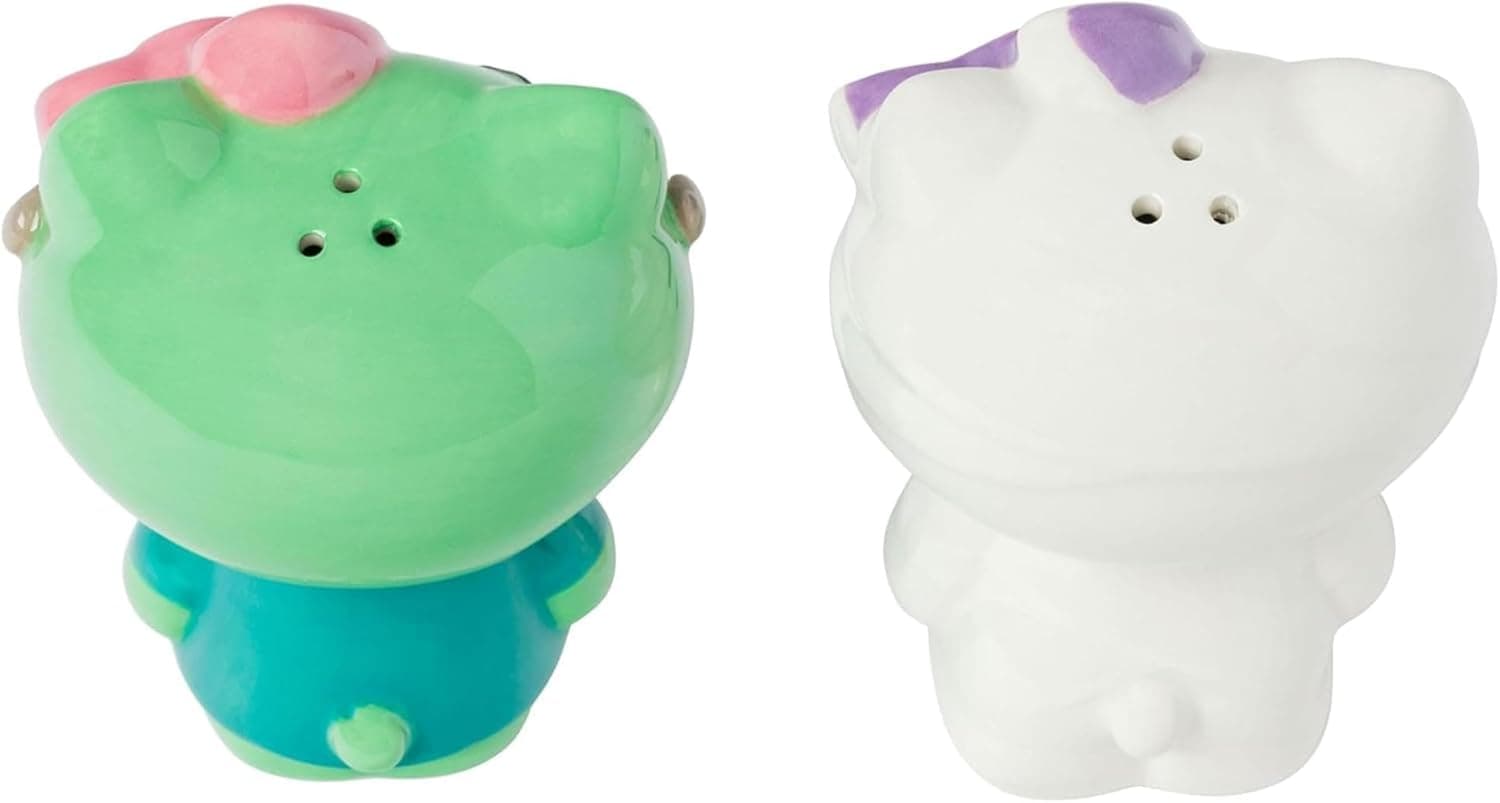 Silver Buffalo Sanrio Hello Kitty Halloween Ceramic Salt and Pepper Shaker Set, 5” L x 2” W x 3.5” H Sanrio Hello Kitty Christmas - Image 5