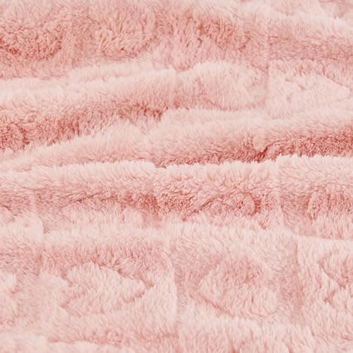 Yurhap Fleece Baby Blanket Heart Checkered Blanket, Ultra Soft Cozy Baby Blankets for Girls Boys, Fluffy Infant Toddler Newborn Receiving Blankets for Crib Stroller 30”×40” (Light Pink) - Image 7