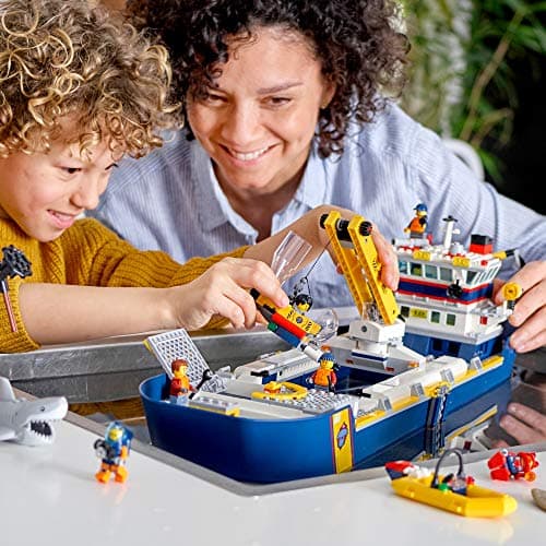 LEGO City Ocean Exploration Ship 60266, Toy Exploration Vessel, Mini Helicopter, Submarine, Shipwreck with Treasure, Lifeboat, Stingray, Shark, Plus 8 Minifigures (745 Pieces) - Image 2
