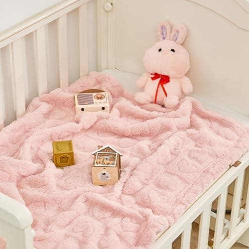 Yurhap Fleece Baby Blanket Heart Checkered Blanket, Ultra Soft Cozy Baby Blankets for Girls Boys, Fluffy Infant Toddler Newborn Receiving Blankets for Crib Stroller 30”×40” (Light Pink) - Image 4