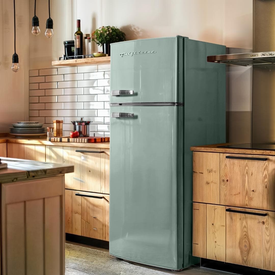 Frigidaire EFR753 Retro Apartment Size Refrigerator with Top Freezer - 2 Door Fridge with 7.5 Cu Ft of Storage Capacity, Adjustable Spill-Proof Shelves, Door & Crisper Bins, Mint MINT Double Door Fridge - Image 3