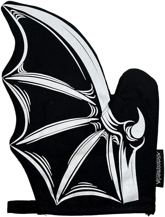 Amazon.com: VampireFreaks Gothic Oven Mitts Set (Bat): Home & Kitchen - Image 7
