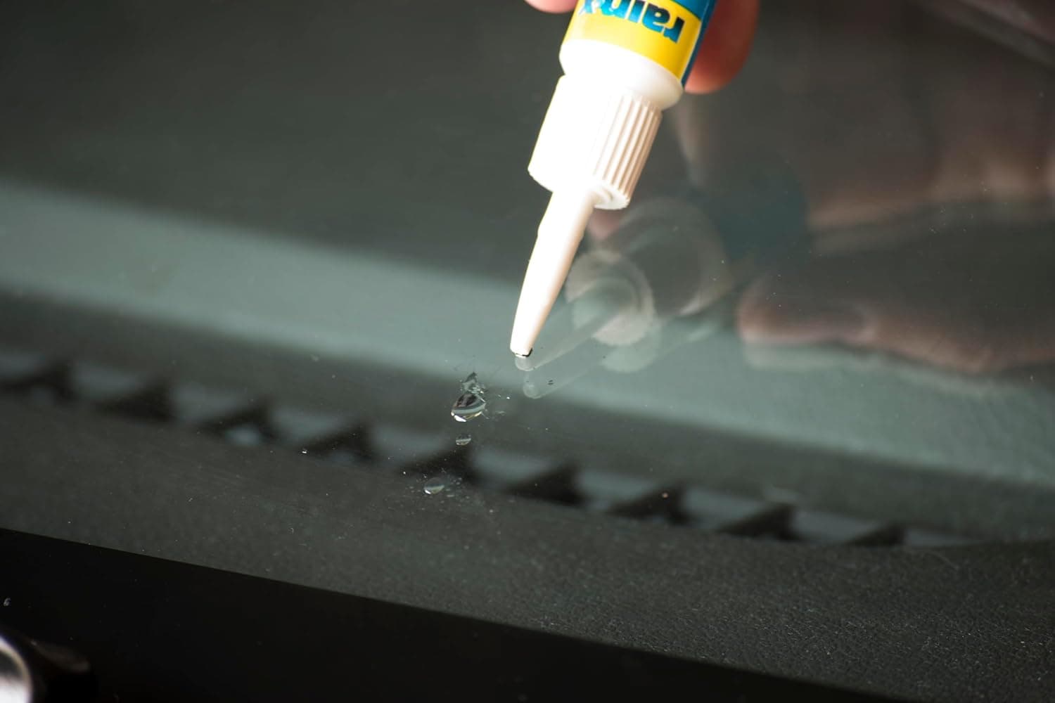 Rain-X 600001 Windshield Repair Kit - Mabilis at Madaling Matibay na Resin Based Windshield Repair Kit para sa Chips at Cracks, Magandang para sa - Image 9