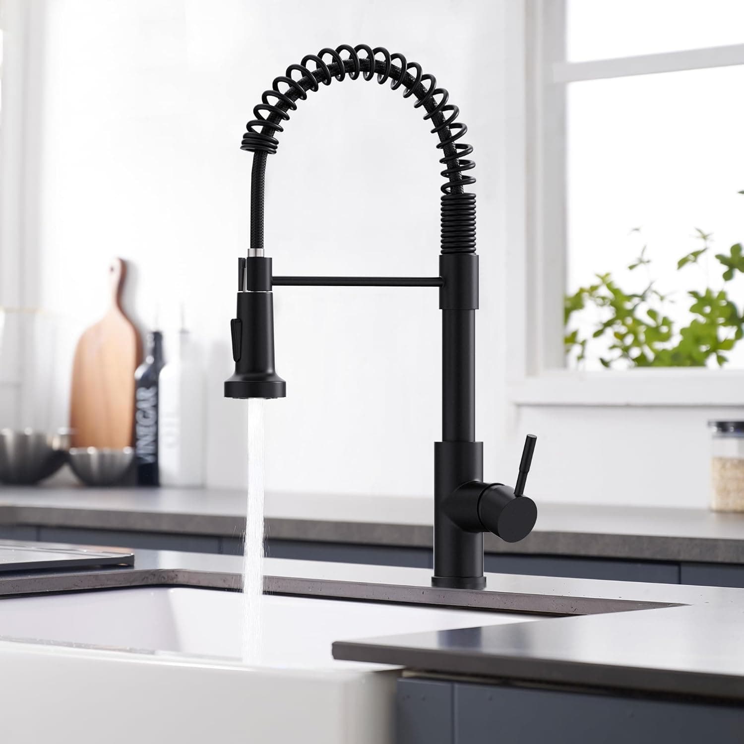 GIMILI Black Kitchen Faucet with Pull Down Sprayer Single Hole Spring Kitchen Sink Faucet, Suitable for Farmhouses, RV, Utility Laundry Room, Outdoor, and Campers. Llave para fregadero de cocina Matte Black Classic - Image 7