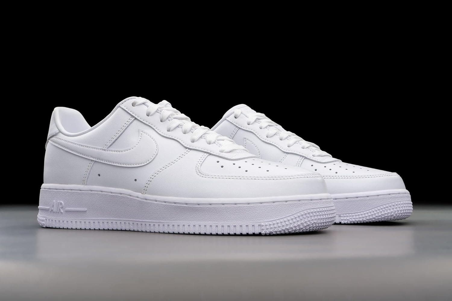 Nike Men's Air Force 1 Low Sneaker 10.5 White/White - Image 6