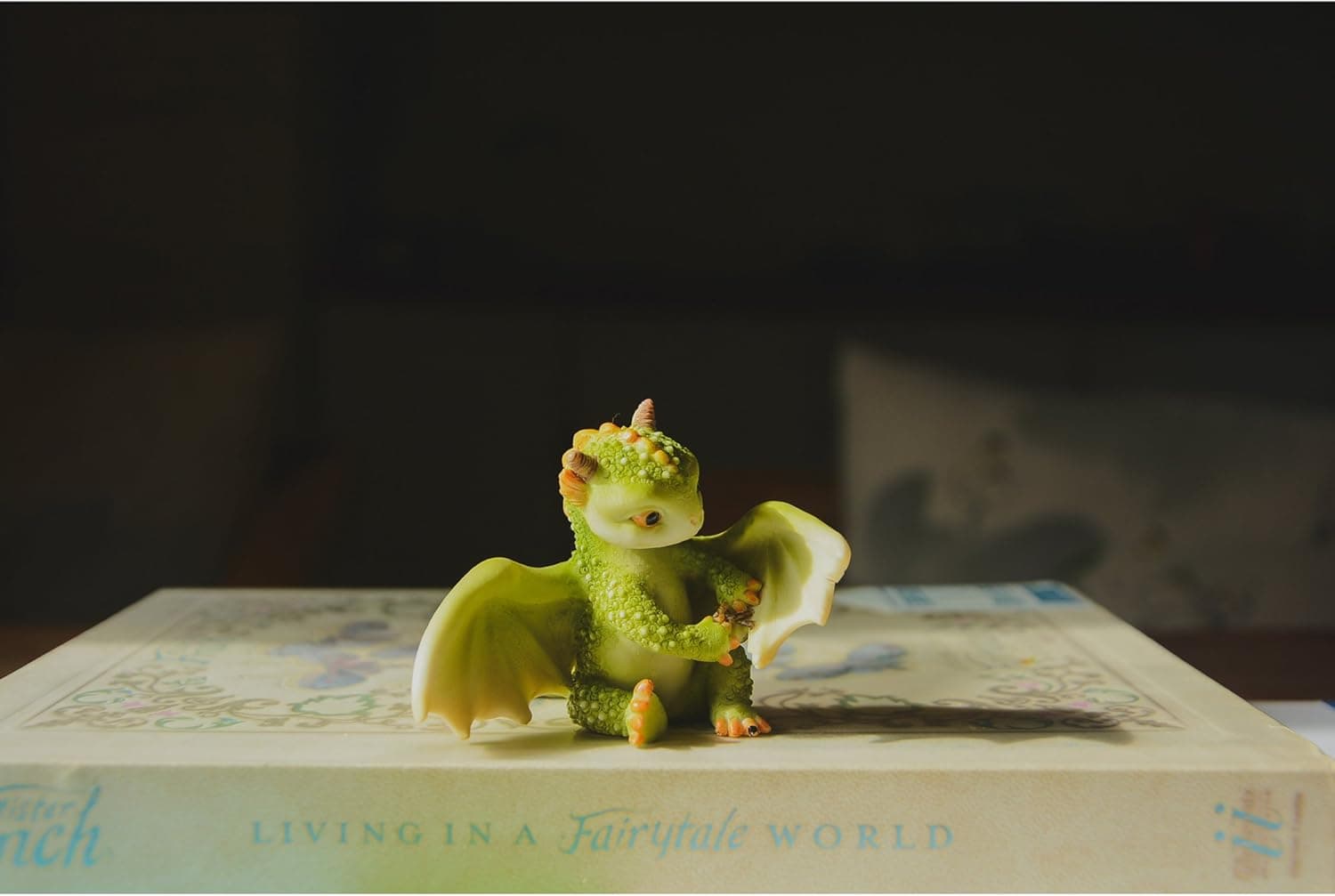 Top Collection Rex The Green Dragon - Mini Collectible Fantasy Figurine (Live to Fight Another Day) - Image 5