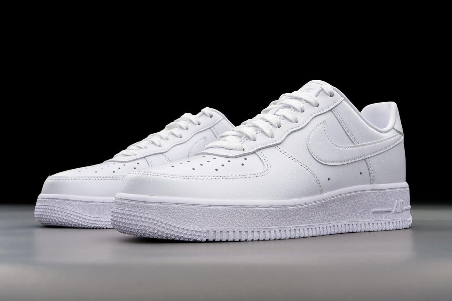Nike Men's Air Force 1 Low Sneaker 10.5 White/White - Image 7