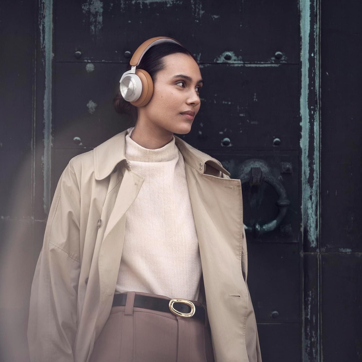 Bang & Olufsen Beoplay HX – Comfortable Wireless ANC Over-Ear Headphones - Timber Timber One Size Headphones - Image 6