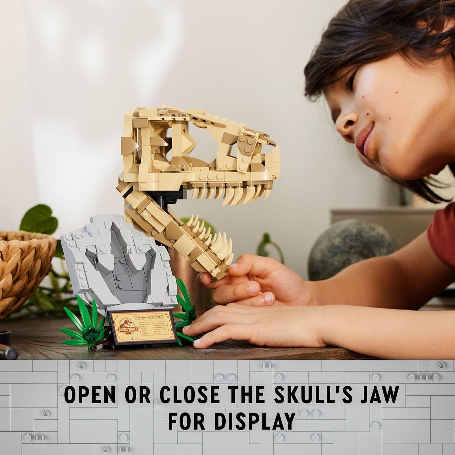 Amazon.com: LEGO Jurassic World Dinosaur Fossils: T Rex Skull Building Toy - Dinosaur Toy for Boys & Girls, Ages 9+ Years - Gift for Christmas - Display for Bedroom - 76964 : Toys & Games - Image 5