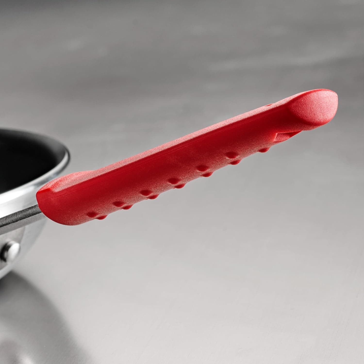 Tramontina Professional 10-Inch Non Stick Frying Pan, Heavy-Gauge Aluminum Skillet with Reinforced Nonstick Coating, Red Handle, Dishwasher and Oven Safe Nonstick (Red handle) 10 Inch - Image 7