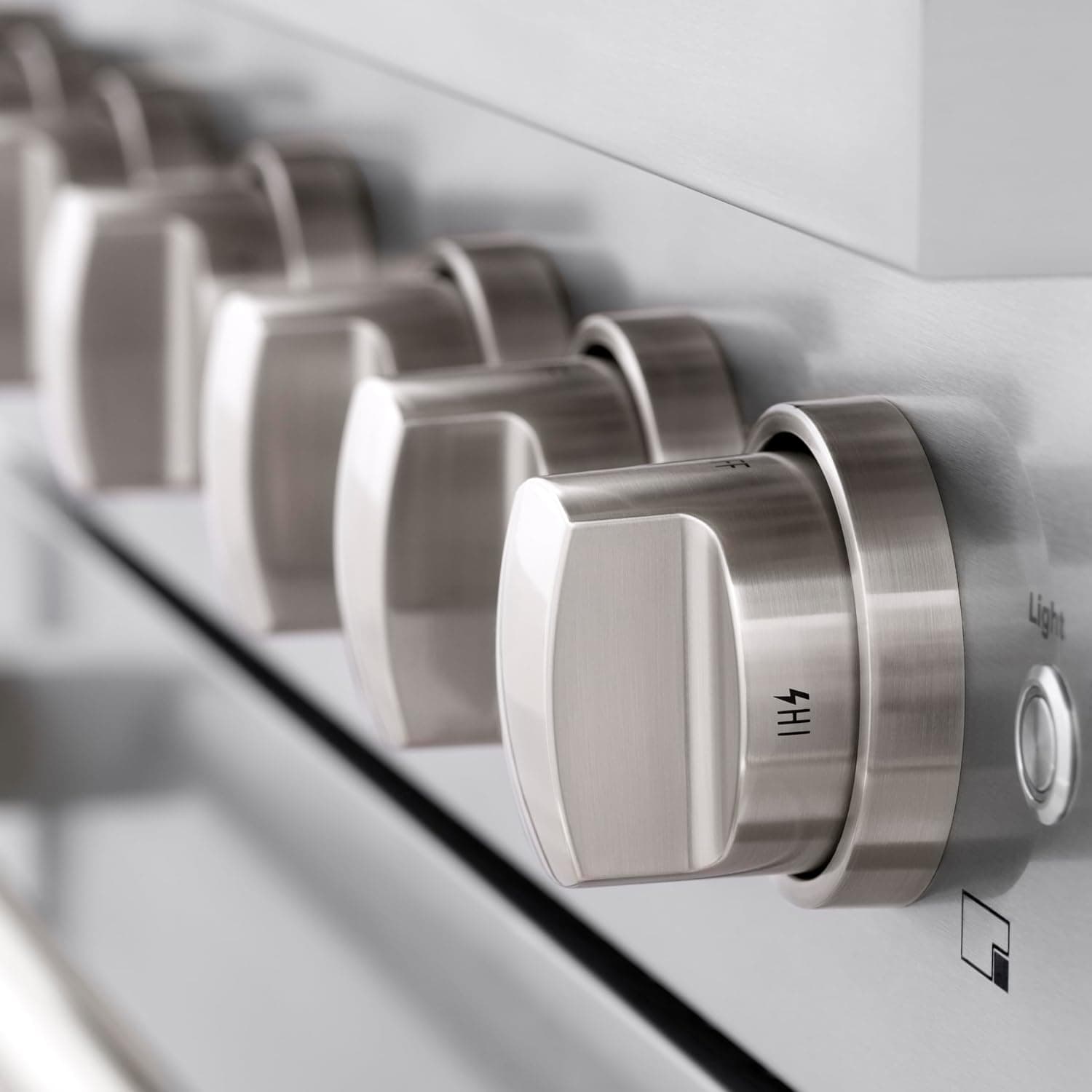 ZLINE 36 in. 5.2 cu. ft. Gas Range with Convection Gas Oven in Stainless Steel with 6 Brass Burners (SGR-BR-36) - Image 6