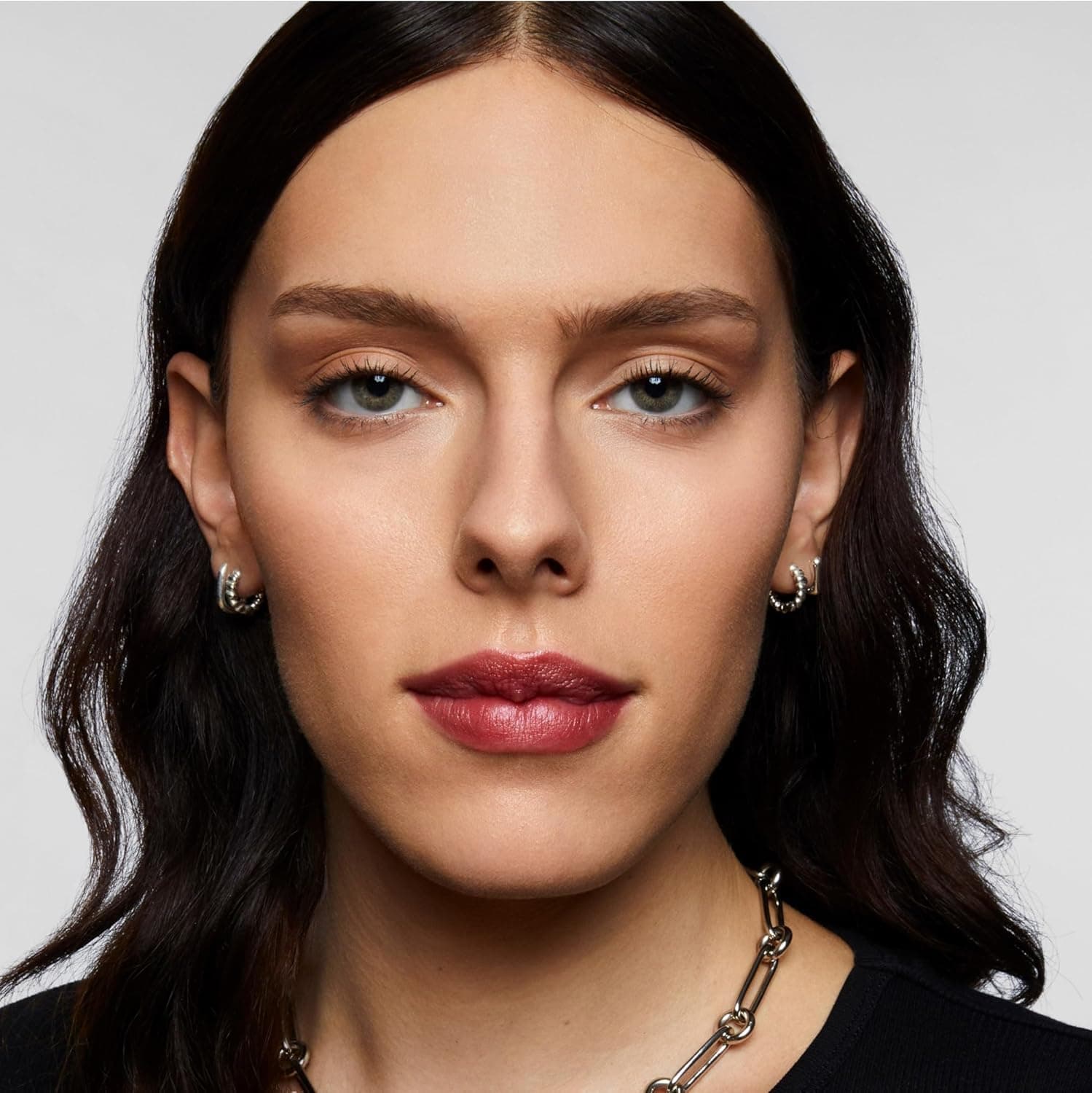 Milk Makeup Pore Eclipse Matte Setting Spray – Blurs Pores, Controls Shine + Sets Makeup for Up to 16 Hours – Long-Lasting, Oil + Alcohol-Free Facial Mist for a Soft, Matte Finish 2.9 Fl Oz (Pack of 1) - Image 7