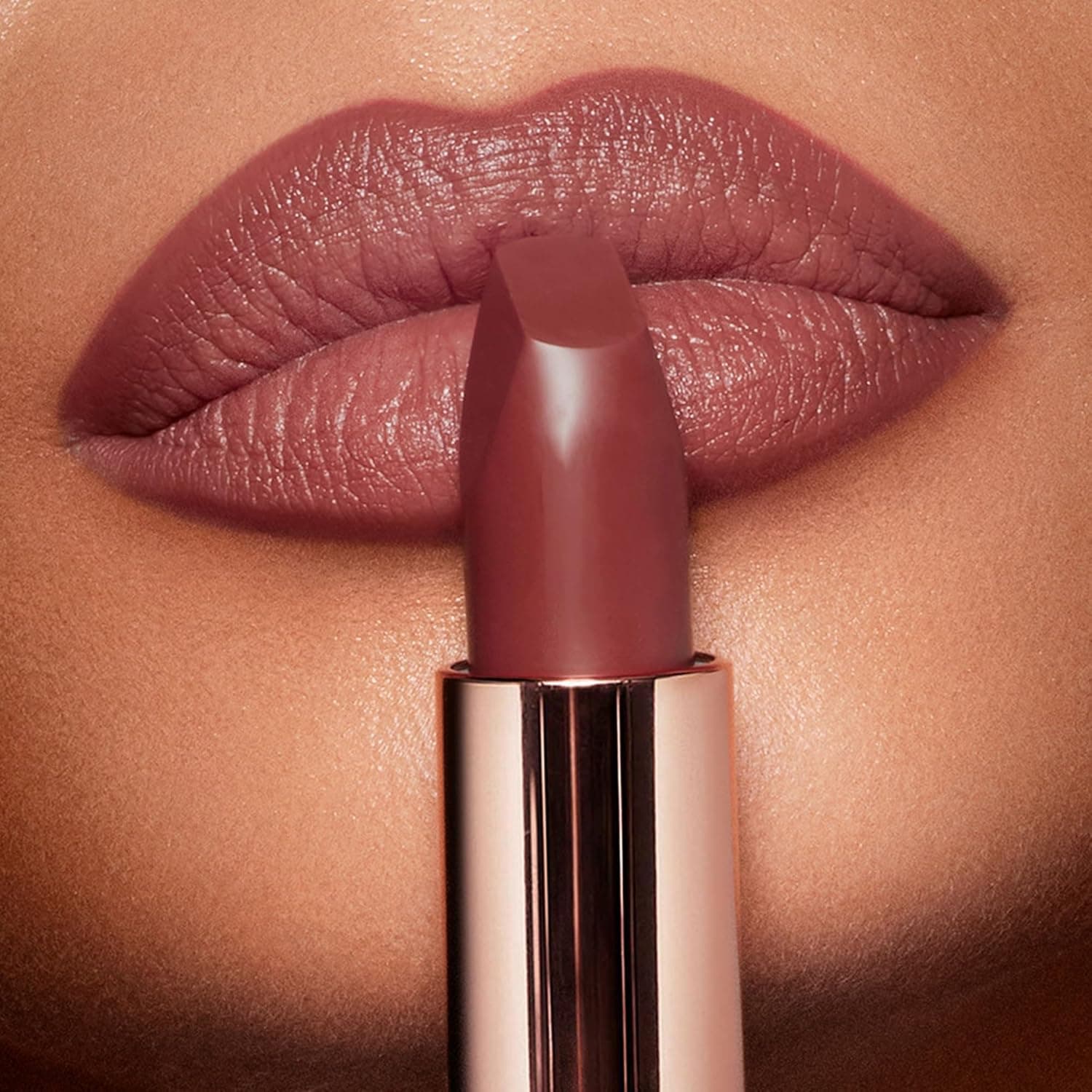 Charlotte Tilbury Matte Revolution Lipstick - Long Lasting, Matte Lipstick with Buildable Color & Lip-Loving Ingredients - Creamy, Easy to Blend Formula Pillow Talk Medium - warm berry pink - Image 8