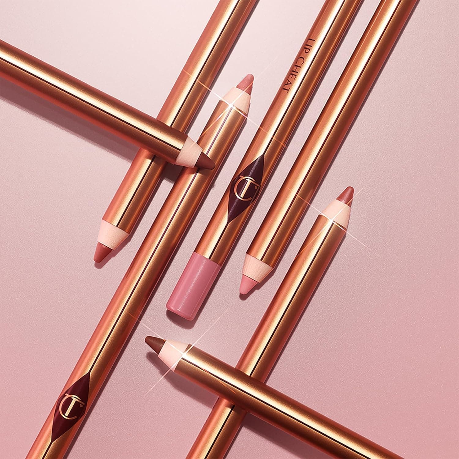 Charlotte Tilbury Lip Cheat Lip Liner Pencil - Gives Lips a Fuller-Looking, Defined Pout - Enriched with Jojoba Oil & Hyaluronic Acid - Waterproof, Smudge-Proof & Transfer-Proof Pillow Talk Fair - cool-toned pink - Image 6