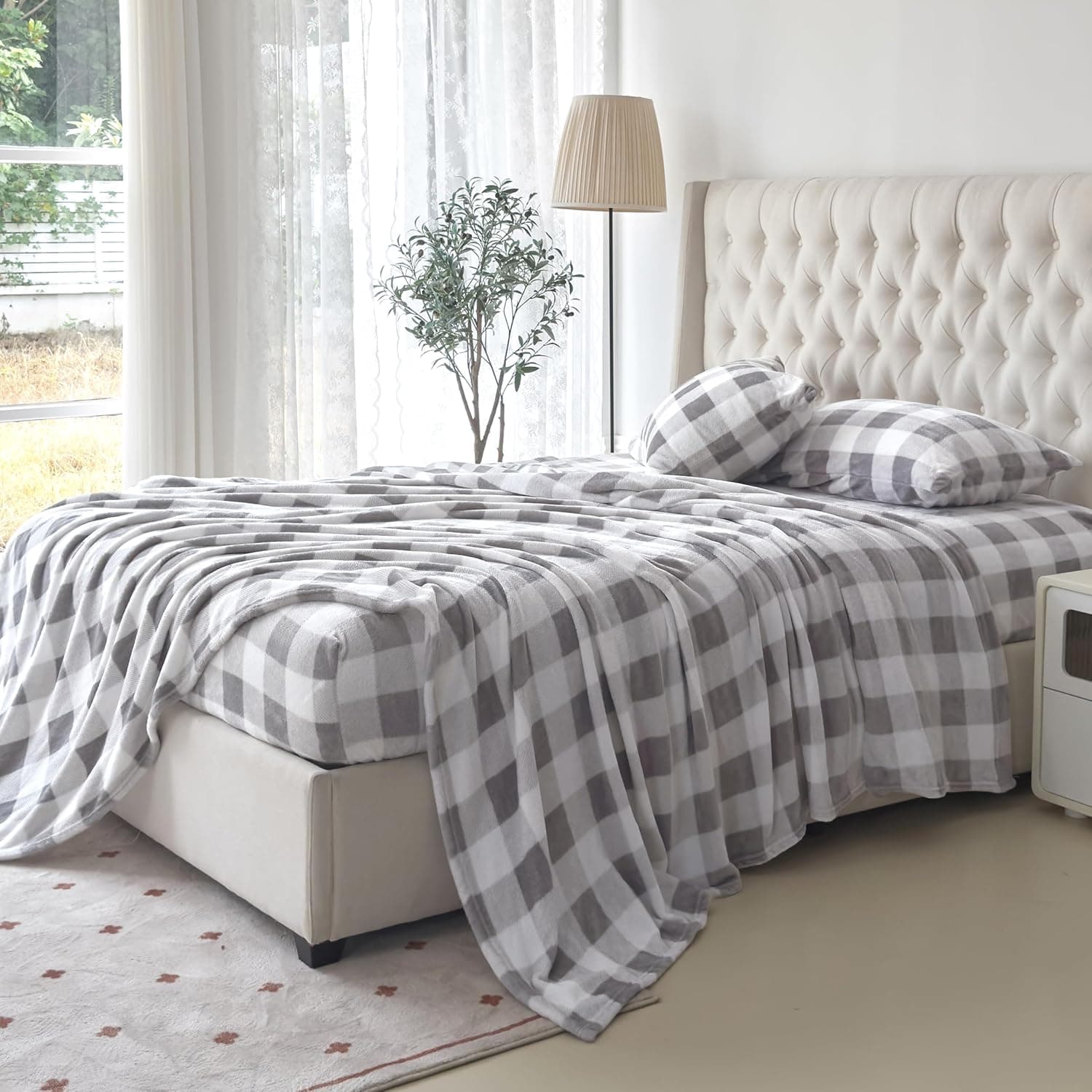 Elegant Comfort Luxuriously Soft 4-Piece Velvet Plush Flannel Sheet Set - Premium Quality - Cozy Warm, Anti-Static, Non Pilling Fuzzy Velvet Flannel Fleece Deep Pocket Sheet Set - Full, Buffalo Gray Buffalo Gray Full - Image 6