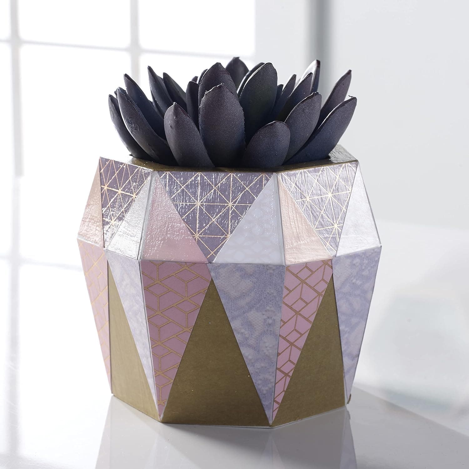 Mod Podge Gloss Sealer, Glue & Finish: All-in-One Craft Solution- Quick Dry, Easy Clean, for Wood, Paper, Fabric & More. Non-Toxic - Craft with Confidence, Made in USA, 16 oz., Pack of 1 - Image 7