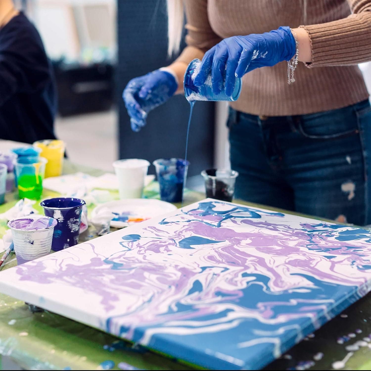 U.S. Art Supply Professional Gloss Pouring Medium 32oz (Quart) - Improves Paint Flow & Cell Effects Creator, Viscosity Adjuster for Art Acrylic Painting 32 Fl Oz (Pack of 1) - Image 7