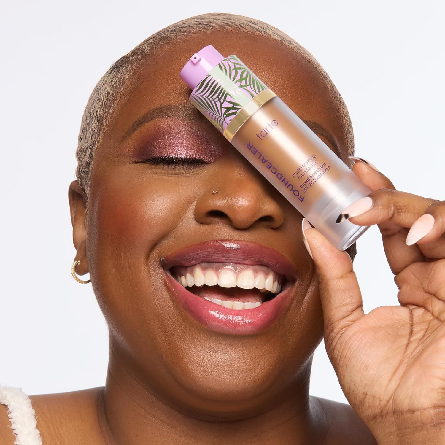 tarte Babassu Foundcealer Dewy Foundation Broad Spectrum SPF 20 Sunscreen – Foundation & Concealer in 1 with SPF, Vegan Skincare Makeup with Radiant Buildable Medium Coverage, Cruelty Free 22N light neutral - Image 6