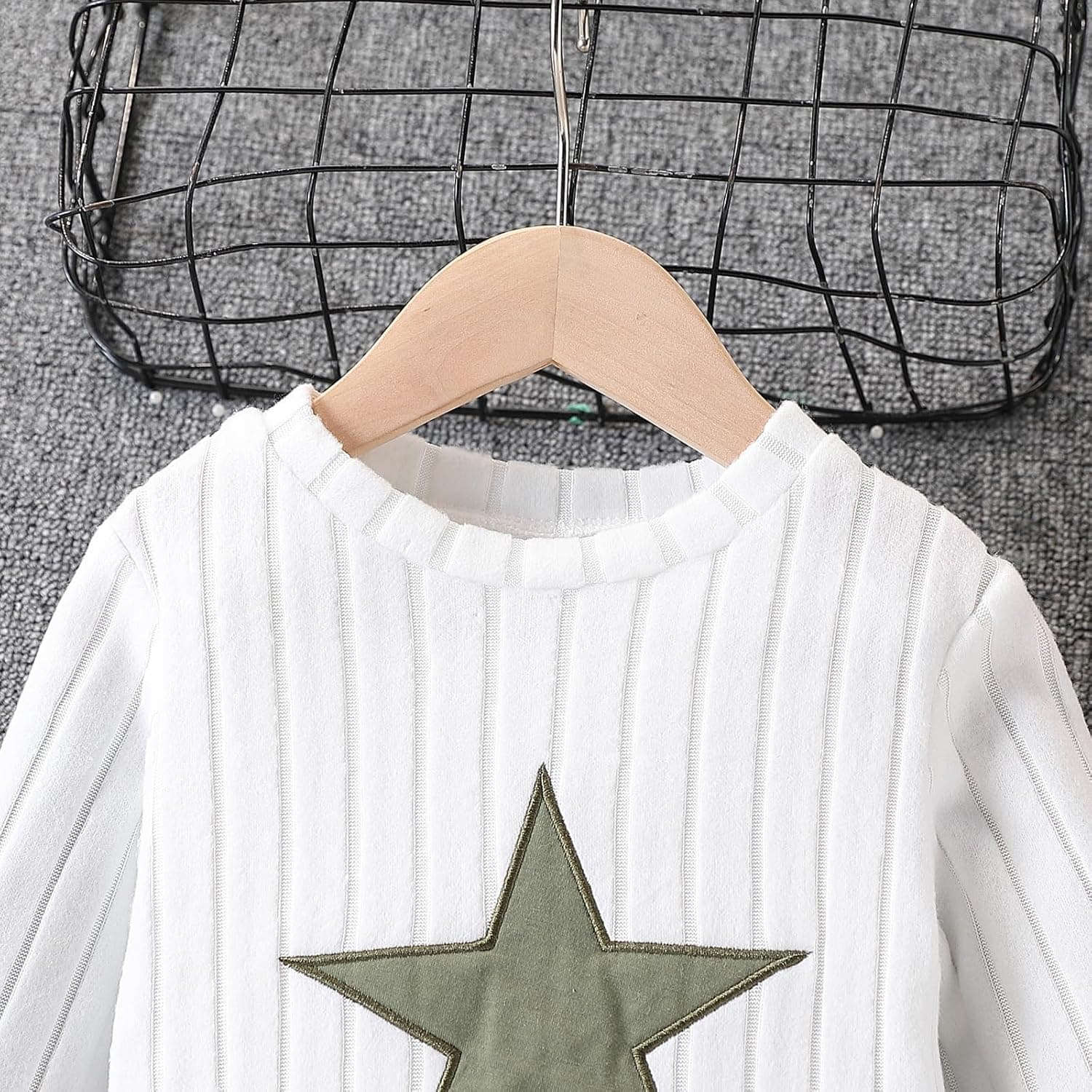 Girls Clothes 2 Piece Outfit Long Sleeve Crop Top + Cargo Pants, Tween Fall Clothing Set, Sizes 5-15 Years Green 9-10 Years - Image 9