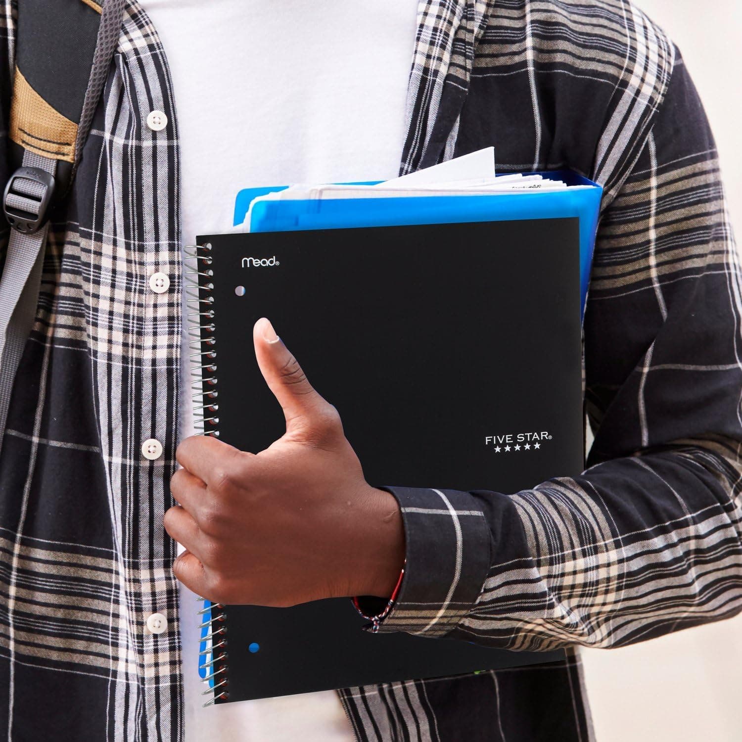 Cuaderno Espiral Five Star + Aplicación de Estudio, 5 Materias, Papel de Reglas Universitarias, 8-1/2" x 11", 200 Hojas, Resistente a la Difusión de Tinta, Cubierta Resistente al Agua, Negro (72081) Negro 1 Cuenta (Paquete de 1) - Image 6