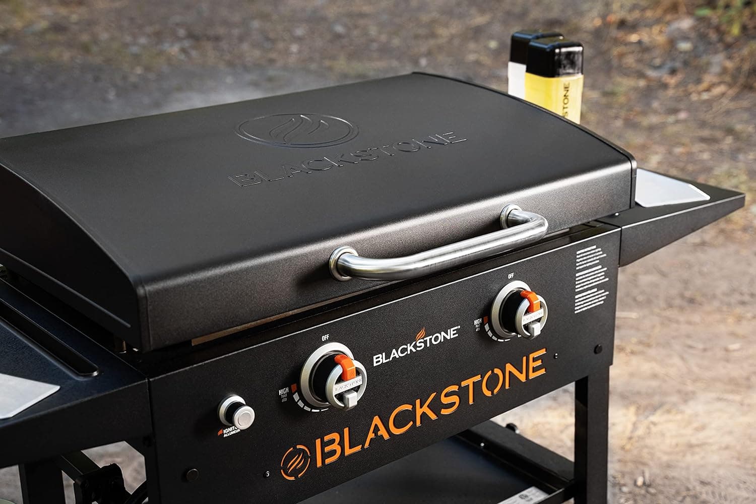 Blackstone 1883 Original 28” Griddle with Integrated Protective Hood and Counter Height Side Shelves, Powder Coated Steel, Black 2024 Model Griddle Only W/Hood - Image 7