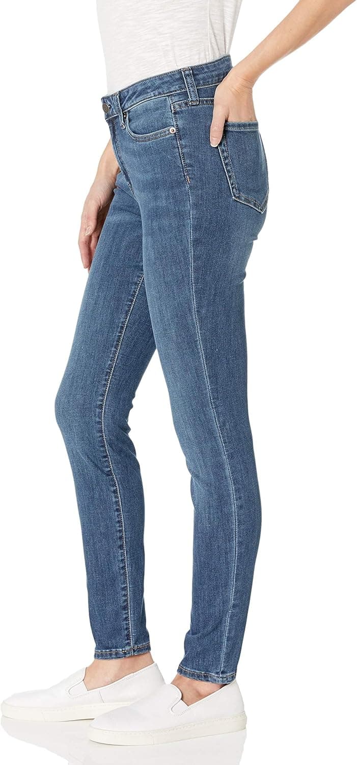 Amazon Essentials Women's Mid-Rise Stretchy Skinny Jean - Discontinued Colors 12 Medium Wash - Image 5