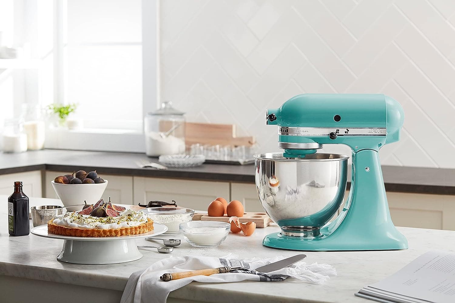KitchenAid Artisan Series 5 Quart Tilt Head Stand Mixer with Pouring Shield KSM150PS, Aqua Sky - Image 6