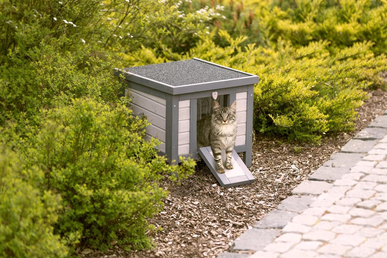 TRIXIE Insulated Outdoor Cat House, Weatherproof Cat Home with Raised Floor, Hinged Asphalt Roof & Covered Opening, Small Outdoor Shelter for Cats and Small Animal, Gray Pine Wood - Image 4