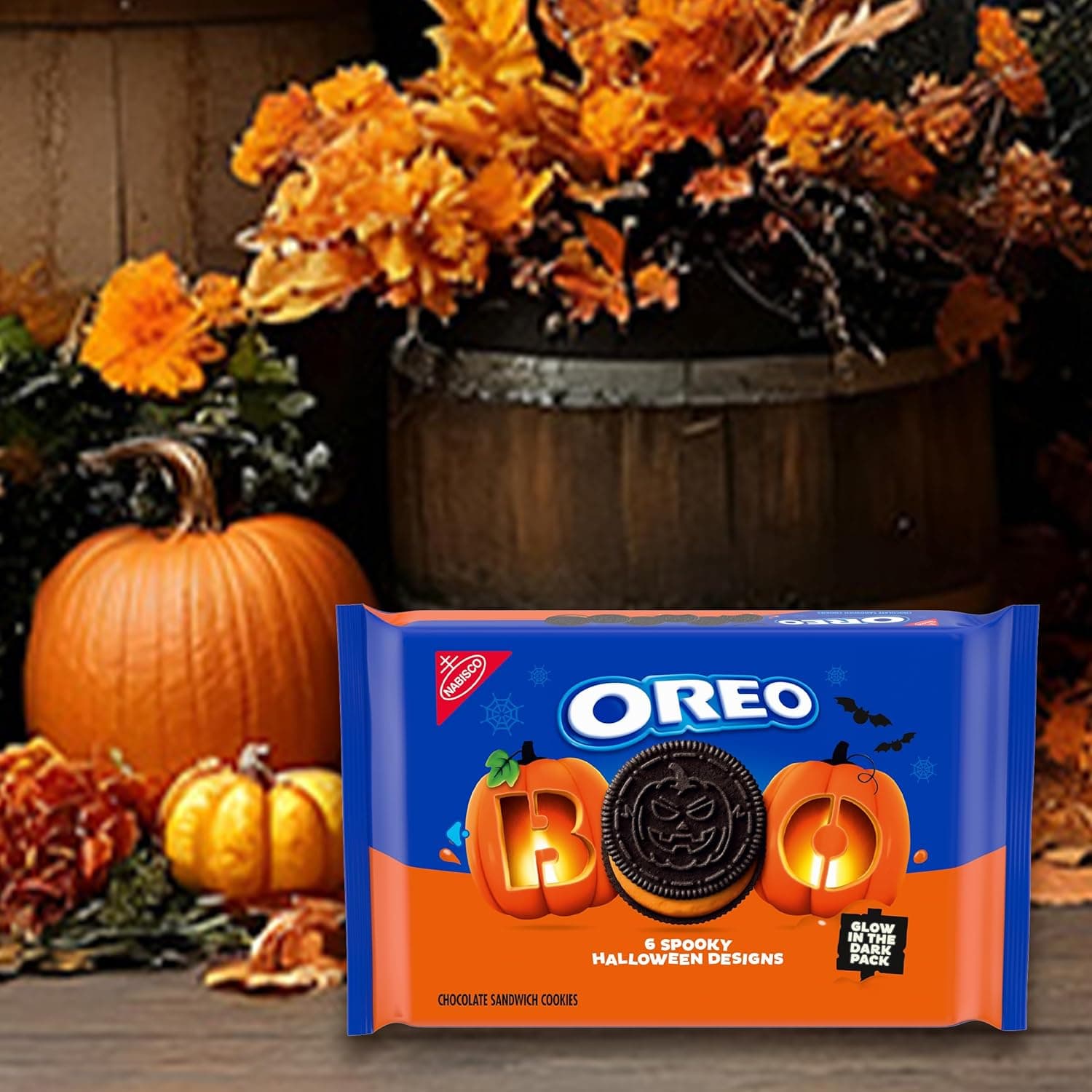 OREO Orange Creme Chocolate Sandwich Cookies, Limited Edition, Halloween Cookies, 18.71 oz Orange crème chocolate sandwich 18.71 Ounce (Pack of 1) - Image 4