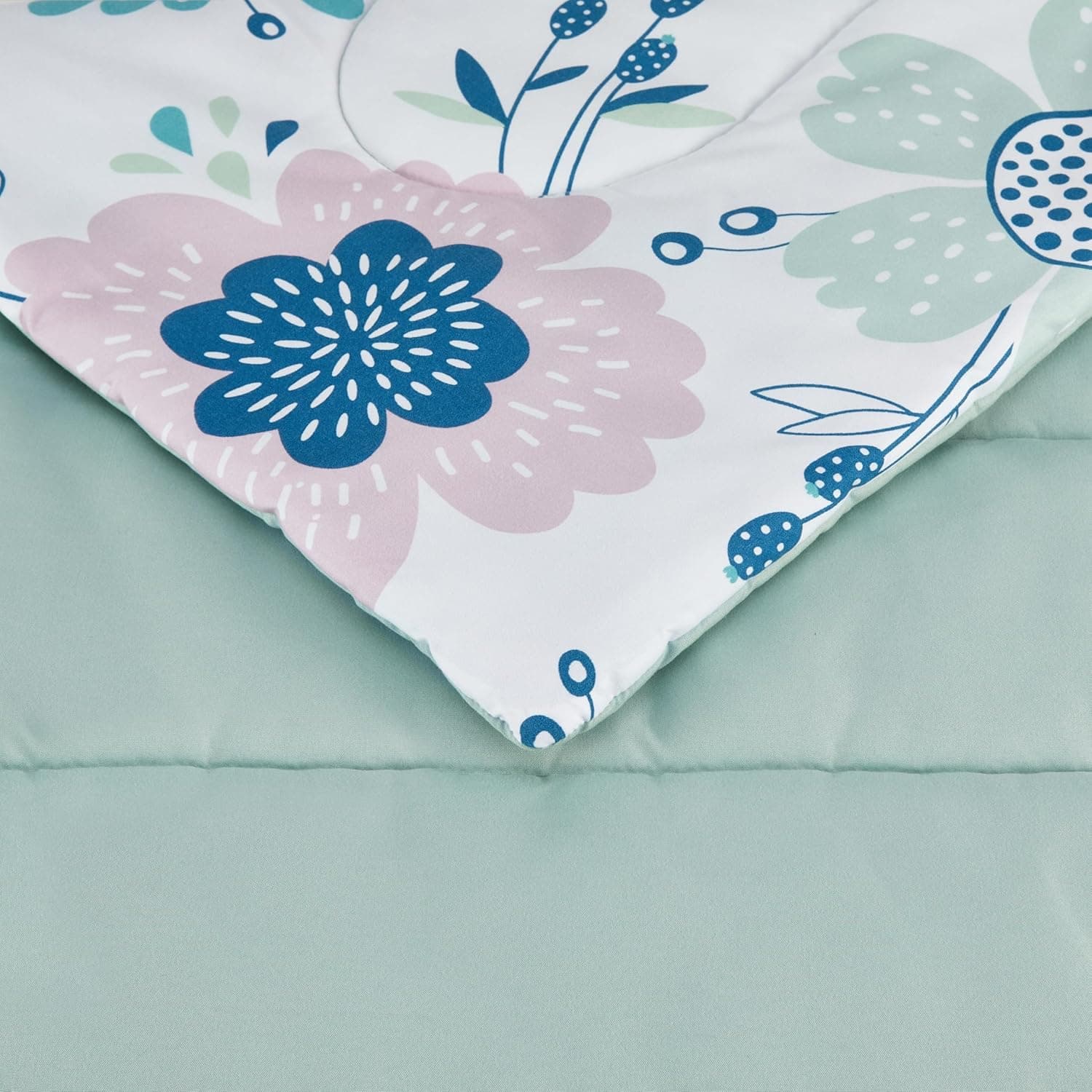 Amazon Basics 5 Piece Soft Microfiber Kid's Bed-in-a-Bag Bedding Set, Twin, Bluish Flowers, Floral Bluish Flower Twin - Image 6