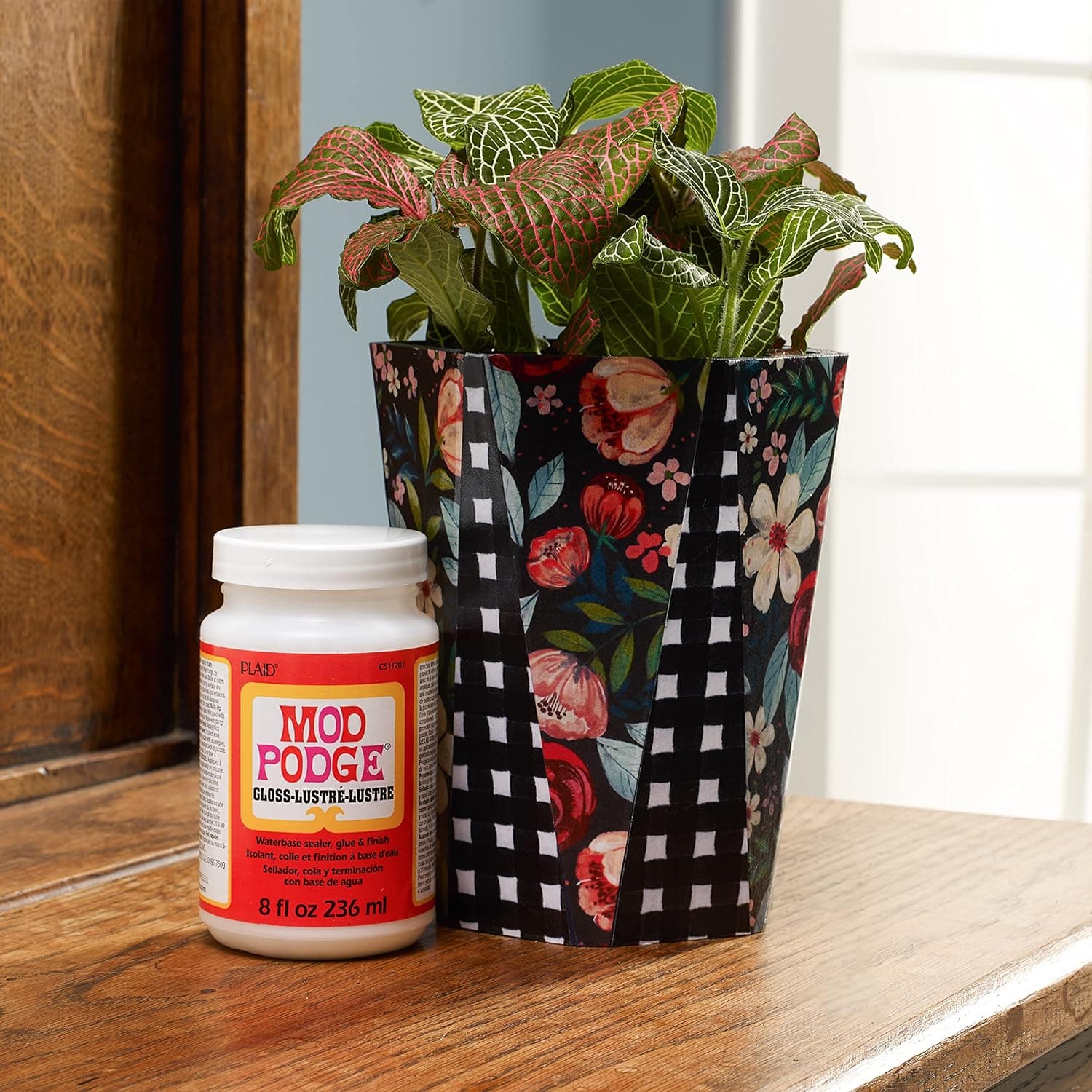 Mod Podge Gloss Sealer, Glue & Finish: All-in-One Craft Solution- Quick Dry, Easy Clean, for Wood, Paper, Fabric & More. Non-Toxic - Craft with Confidence, Made in USA, 16 oz., Pack of 1 - Image 5