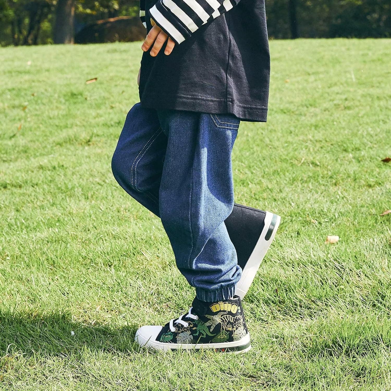 EUXTERPA Kids Toddler Sneakers Light Up Flashing Shoes Girls Boys Easy Fasten High Top Walking Canvas Sneaker 8 Toddler Green Dinosaur - Image 6