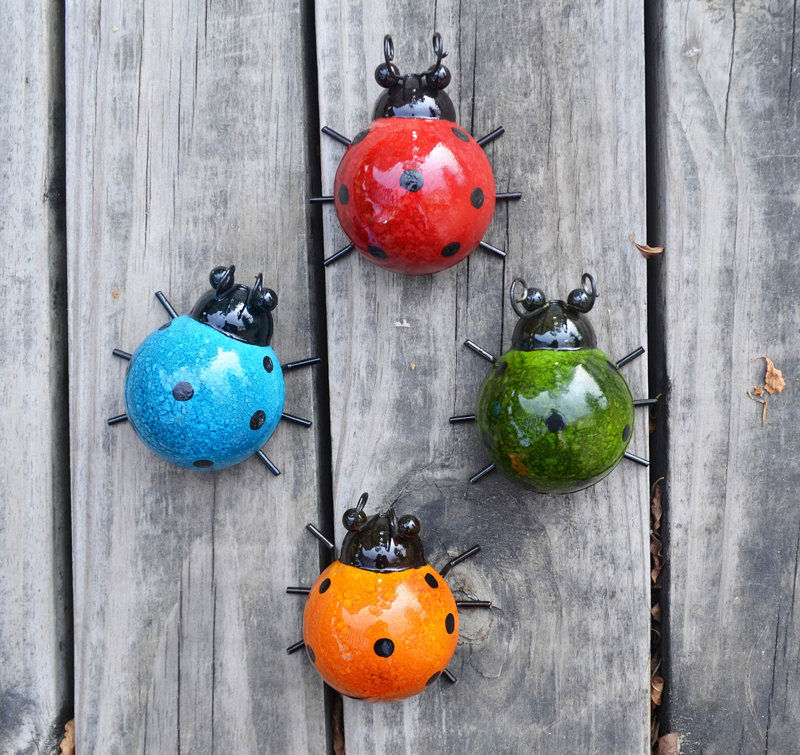 GIFTME 5 Metal Garden Wall Art Decorative Set of 4 Cute Ladybugs Outdoor Wall Sculptures Multicolor