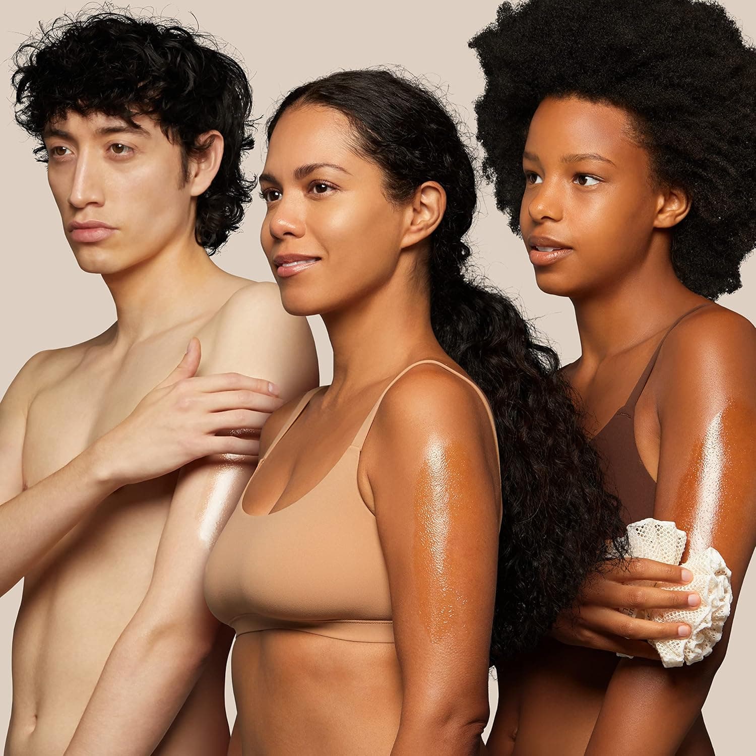 OGX Radiant Glow + Argan Oil of Morocco Extra Hydrating Body Wash for Dry Skin, Moisturizing Gel Cleanser for Silky Soft Skin, Body Wash for Women, Sulfate-Free Surfactants, 19.5 fl oz Citrus Fresh/Floral Green/Woody 19.5 Fl Oz (Pack of 1) - Image 5