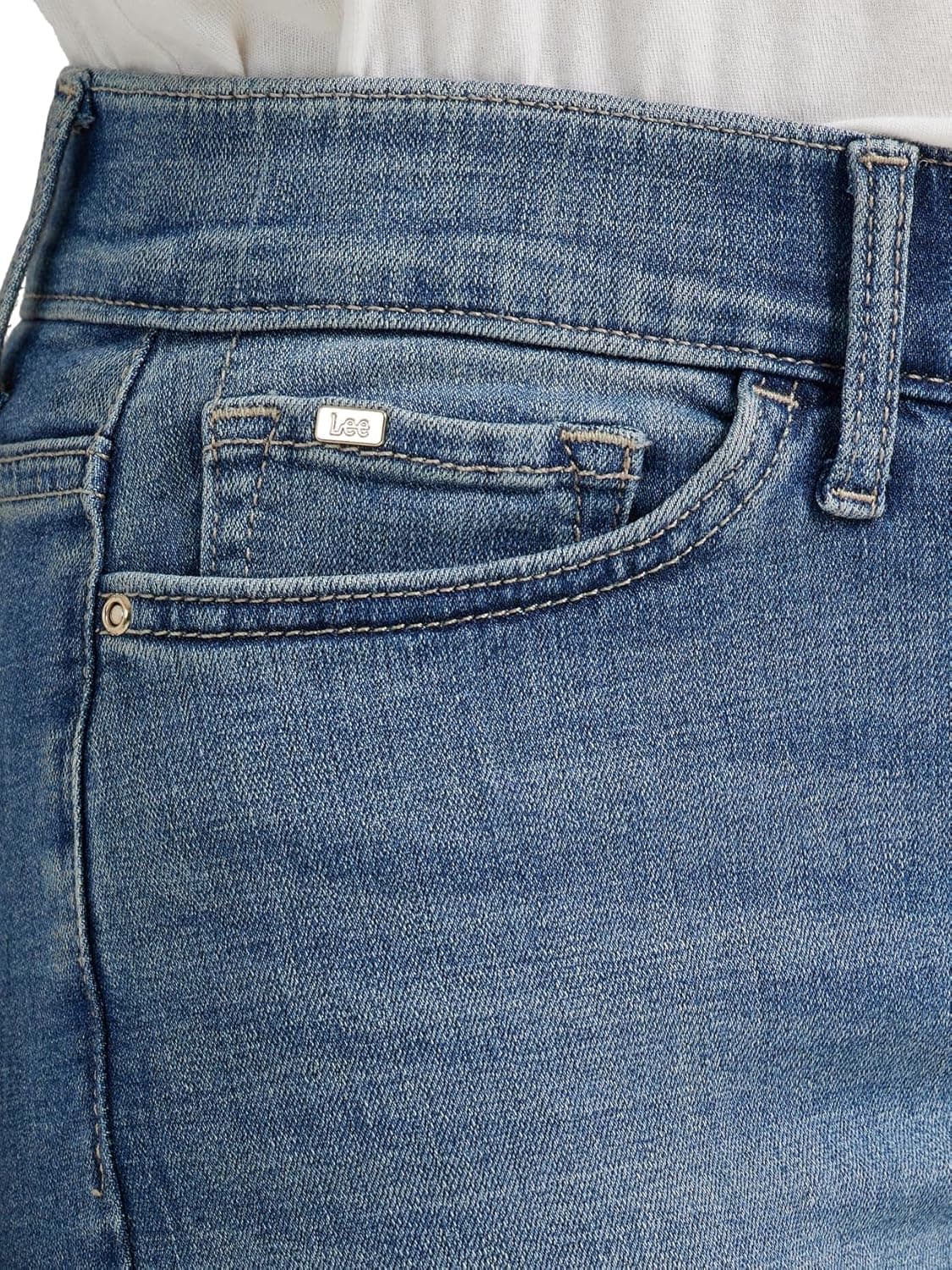 Lee Women's Ultra Lux Comfort with Flex Motion Bootcut Jean Majestic 12 - Image 5