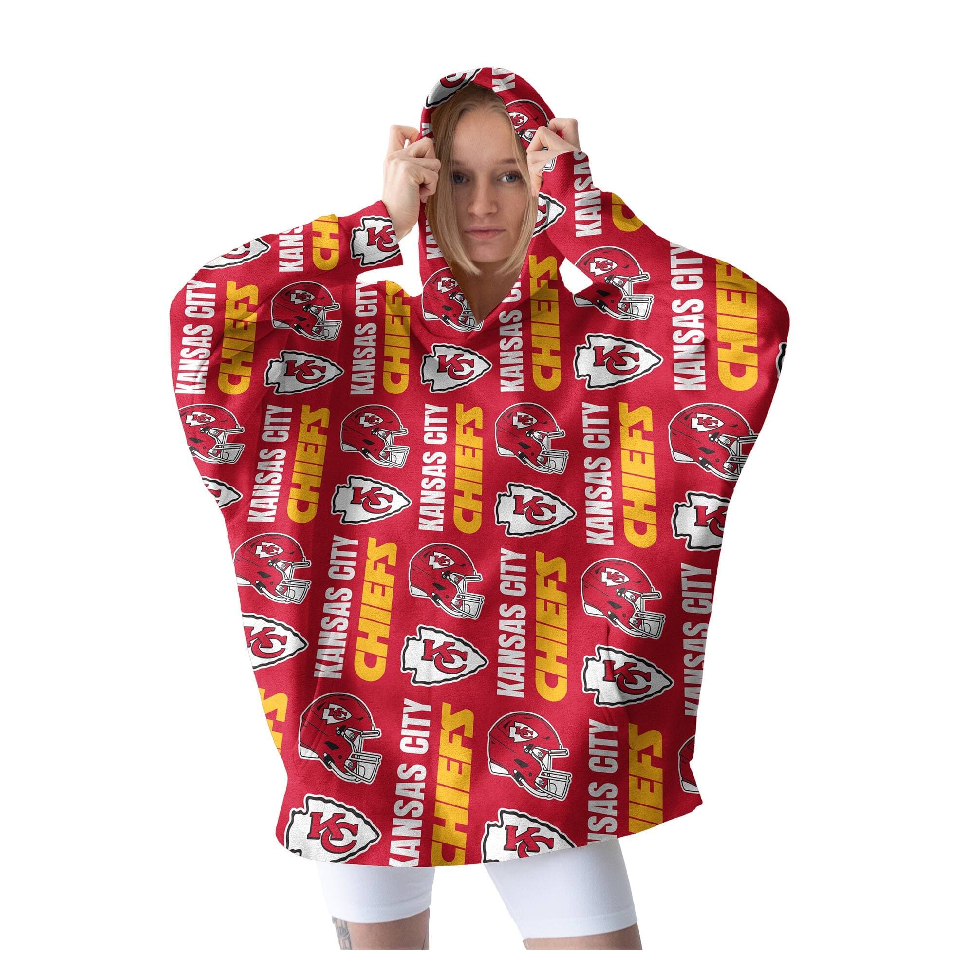 Pegasus - Kansas City Chiefs Homefield Repeat Logo Wearable Hooded Blanket - Multicolor